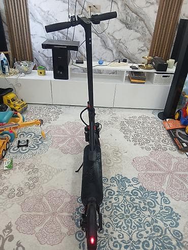 samokatlar: Qet tezedı karobkadan sokub 1 defe yoxlamaq ucun surmusem.Baxan kımı — 6