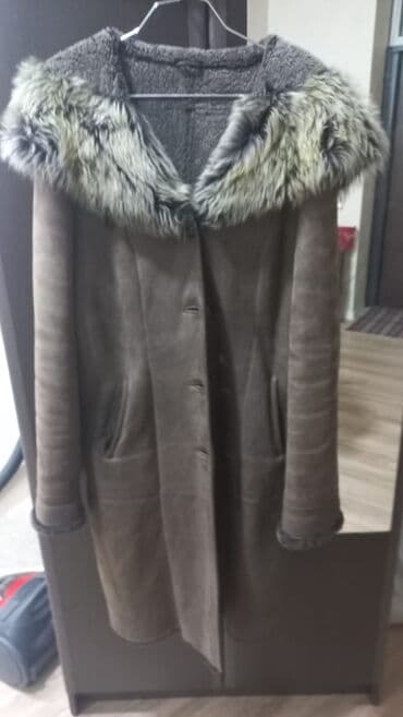 Volkswagen: Qadınlar üçün tüklü kapüşonlu çoban dərisi (shearling) palto - — 2