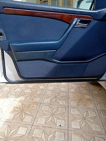 Salon: Məhsul: Avtomobil salon dəsti – ön və arxa oturacaqlar, 4 ədəd qapı — 3