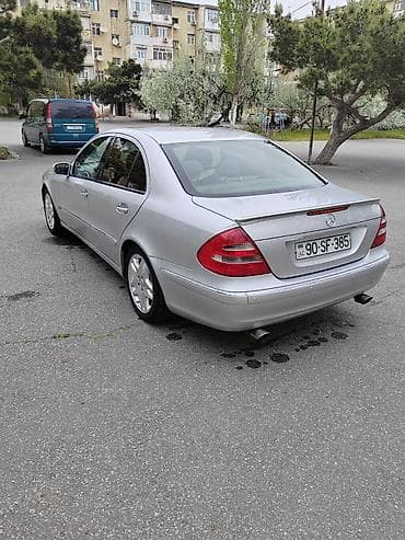 mersedes 190e: Mercedes-Benz E-Class (W211) sedan - Kuzov: 4 qapılı sedan, gümüşü — 8