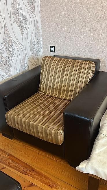 ofis divan: Klassik üslubda yumşaq mebel dəsti -1 eded 4 neferlik divan - 1 ədəd — 2