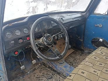 rengli işıq: Təcili satılır pikap (Moskviç əsaslı klassik yüngül yük maşını) — 1