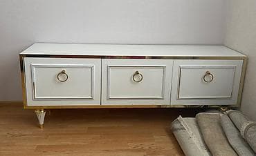 tv 75: Ağ rəngli, klassik üslubda TV altlığı/komod. - Material: MDF/LDSP — 1