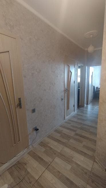 sumqayit ev kiraye: Bakıxanov qəs., 3 otaqlı, Yeni tikili, m. Koroğlu, 92 kv. m — 3