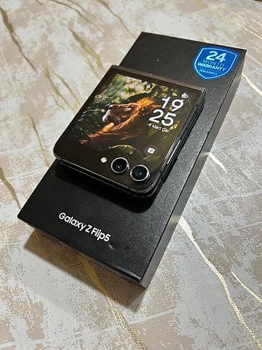 kamera internetsiz: Samsung Galaxy Z Flip 5, rəng - Qara, Zəmanət — 3