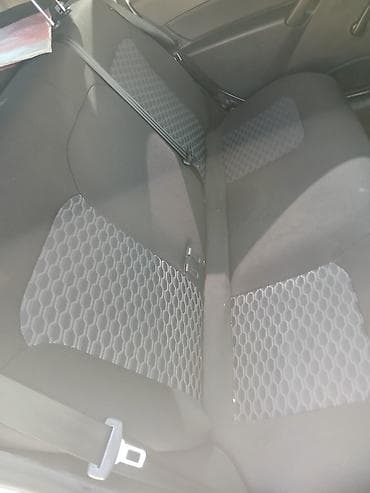 14 teker: VAZ (LADA) Granta: 1.6 l | 2025 il 46000 km Sedan — 4