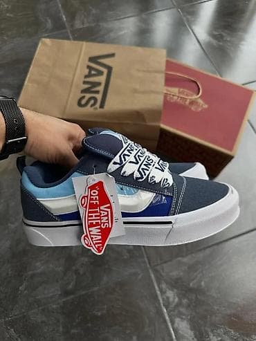 krosofka: Vans skeytbord üslubunda kişi/kadın krossovkaları - Model: Vans “Off — 1