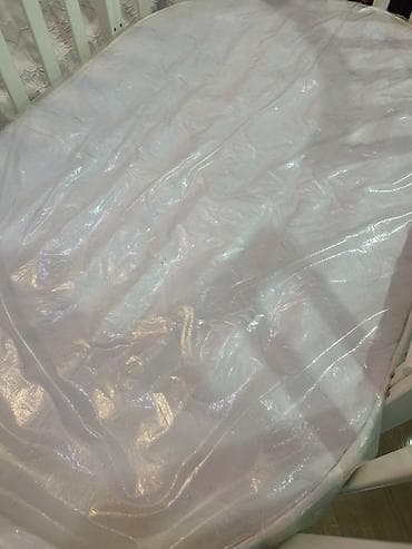 sadə matras: Oğlan və qız üçün, Yumru, Beşik, Dəstsiz, Matras ilə, Yellənmə mexanizmsiz — 3