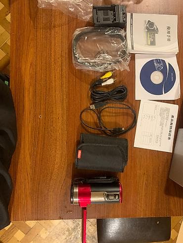 sony xperia z: Sony videokamera. Yeni kimidir, istifadə olunmayıb.mikrokart — 4