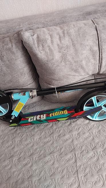 Самокаты: Şəhər skuter – City Riding model - Geniş, rəngli taxta üzərində “City — 4