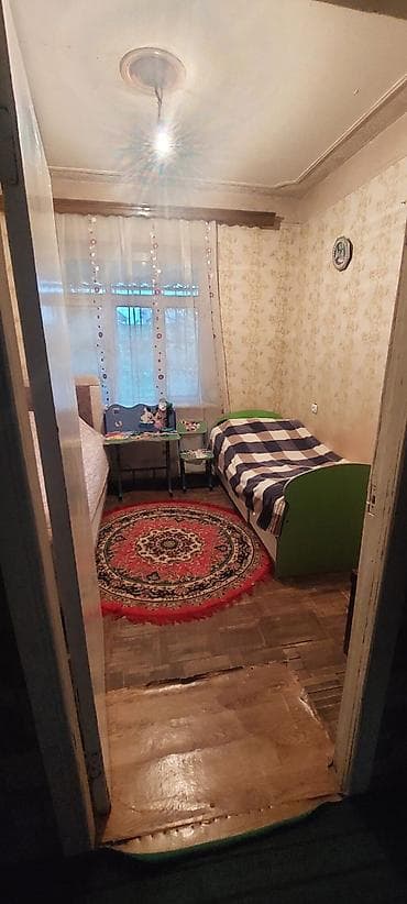 1 otaqli kohne binada ev: 3 otaqlı mənzil – klassik sovet planlı Gəncədə.Avtozavodun binalarında — 5