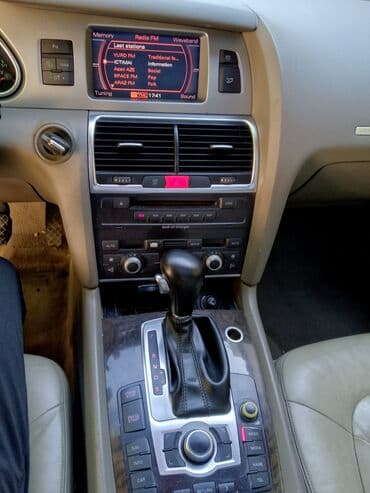 заказать запчасти на ауди: Audi Q7: 4.2 л | 2007 г. Внедорожник — 10