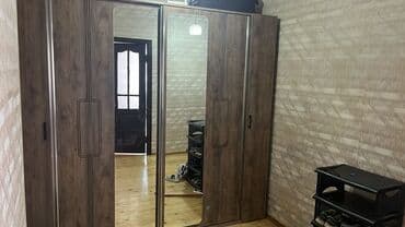 i̇şlənmiş mebellər: Kupe, 3 qapılı Düz dolab, Şifonyer — 1