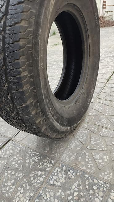 maşin al: İşlənmiş Şin Lassa 265 / 70 / R 16 — 1