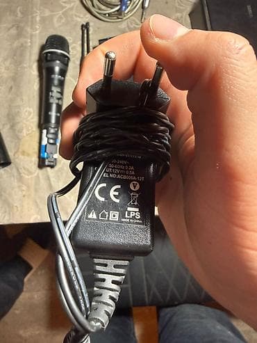 ipad 9 qiyməti: Simsiz mikrofon sistemi – VHF diapazonu Dəst tərkibi: - Simsiz əl — 1