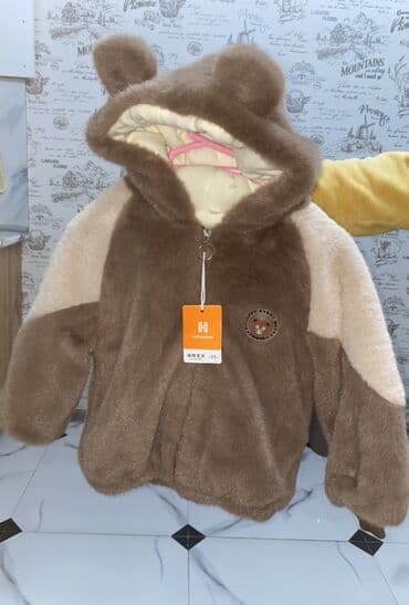 Kabrolar: Uşaq üçün tüklü kapüşonlu gödəkçə - Model: ayıcık temalı, arxa — 2