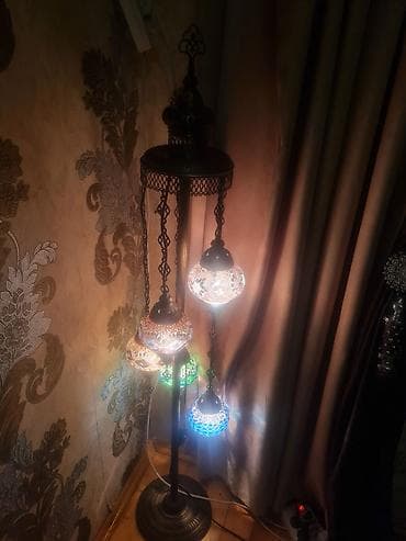 Pastel dəstləri: Osmanlı üslublu mozaika şüşələrdən ibarət elektrikli döşəmə lampası — 2