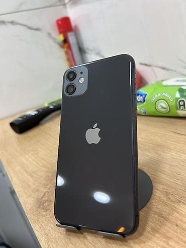 samsung galaxy a100: IPhone 11, 64 GB, Qara, Face ID — 3