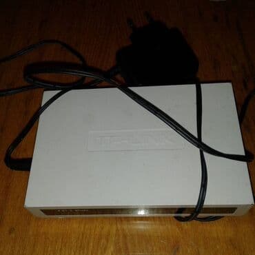 lb link repeater: Switch "Tp Link sf1005d mb 5 port" satılır. İşlənmişdir. Yaxşı — 2