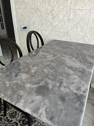 Mətbəx üçün, İşlənmiş, Açılmayan, Dördbucaq masa, 4 stul