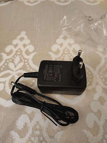 mi router 4a: Adapter 12 Vt, Yeni — 3