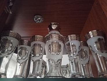 şüşə qab: Təcili satılır — 1