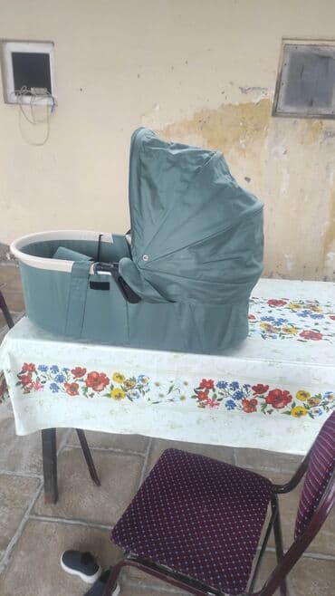 uşaq kolyaskaları: Çıxarıla bilən beşikli araba, Yaş: 1-6 ay — 2