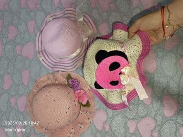 qız uşağı üçün hədiyyələr: Uşaq papaqları dəsti - 3 ədəd qız uşağı üçün yay papağı - Material — 1