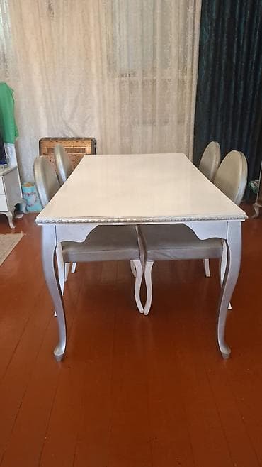 Ev üçün mebel: Qonaq otağı mebel dəsti – klassik-modern tərz Dəst tərkibi: - TV — 2