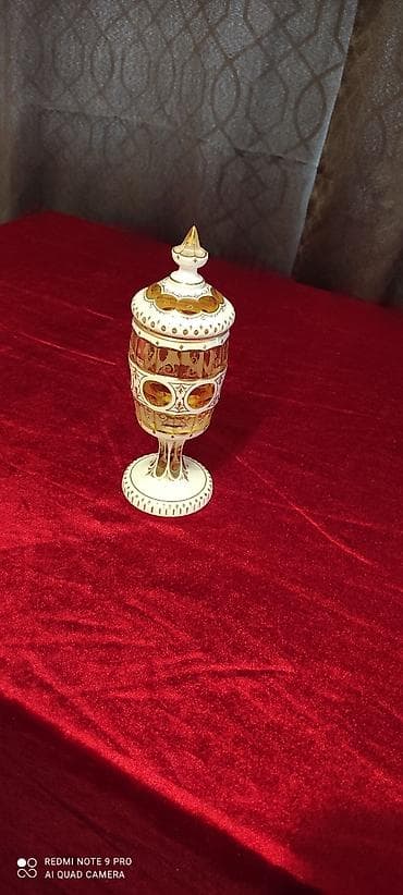 quzu qabi: Qədəhlər, rəng - Qızılı, Şüşə, 1 əd — 5