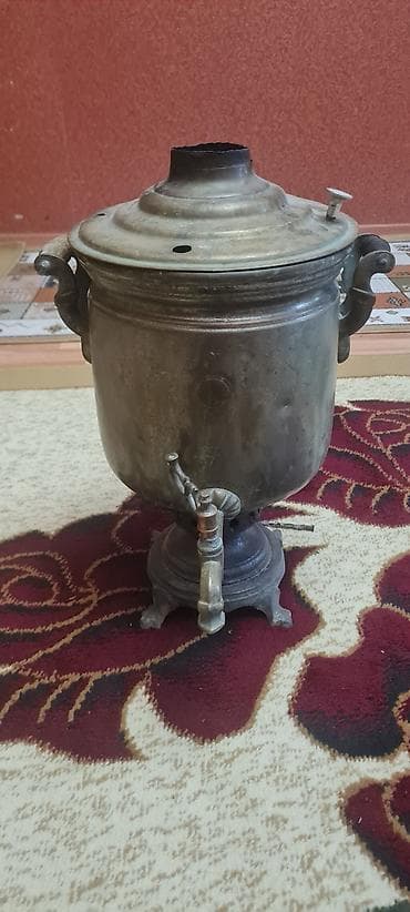 gül qabı: Antik kömürlə işləyən samovar - Material: metal gövdə, bərk əsas və — 2
