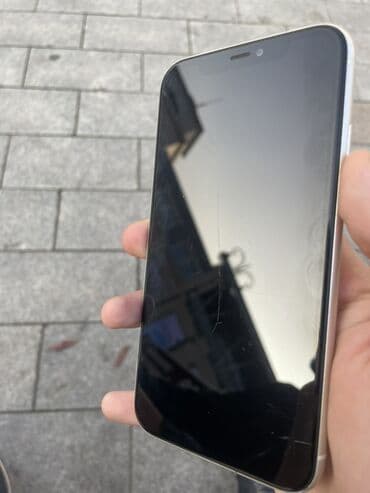 География: IPhone 11, 128 ГБ, Белый, Face ID — 2