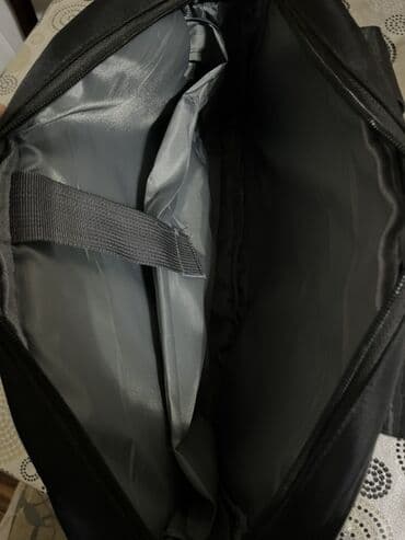 Printerlər: HP noutbuk + çanta Texniki xüsusiyyətlər: - Ekran: təqribən 14" LED — 5