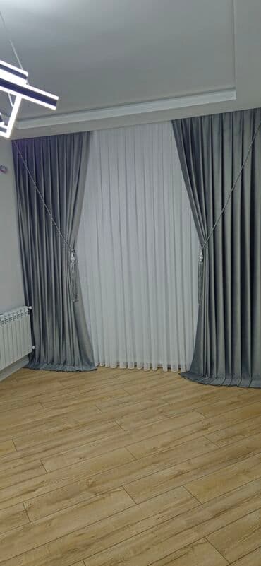 tül parçalar: Ağ rəngli, nazik, şəffaf parçadır. Üzərində həndəsi naxışlar var — 21