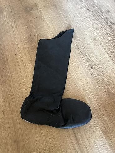 Çəkmələr: Qara dəri çəkmələr Xüsusiyyətlər: - Material: təbii dəri (yumşaq — 3