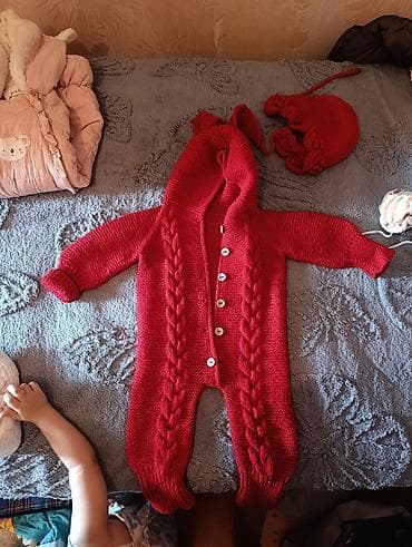 Kombinezonlar: Uşaq üçün üst geyim dəsti 1) Sarı qalın şişmə jaket - Kapüşonlu - Ön — 6