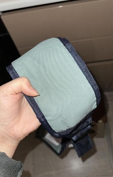 uşaqlar: Ana qucağı keyfiyyətli və qalın. hər ikisi birlikdə satılır 20 azn — 4