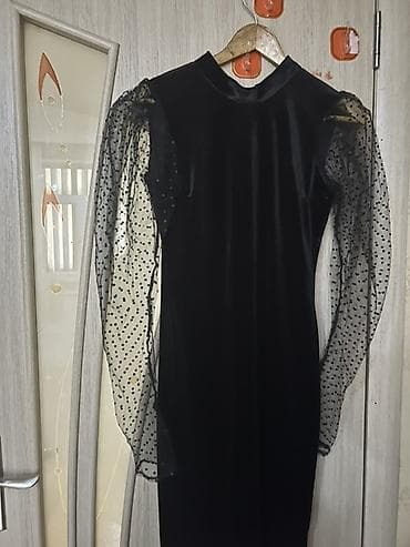 böyük bədən paltarlar: Qara məxmər don – şifon qol detallı - Model: dizdən aşağı uzunluqda — 1