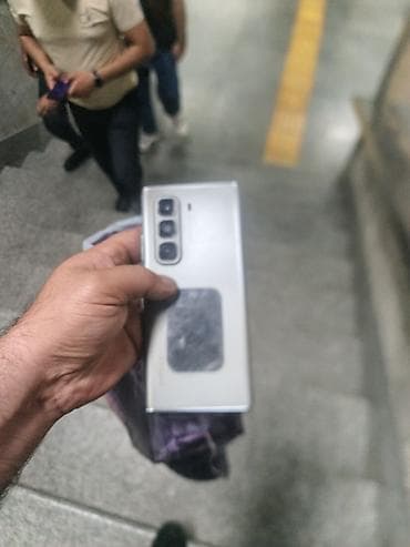data kart limitsiz: Infinix HOT 50 Pro+, 256 GB, Face ID — 2