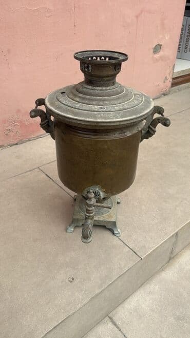 Antik samovar – kömür/od kömürü ilə işləyən klassik rus tipli model