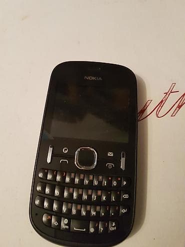 kohne model telefonlar: Antik madel telefon tam idial veziyetdei qesheng ishdiyir — 1