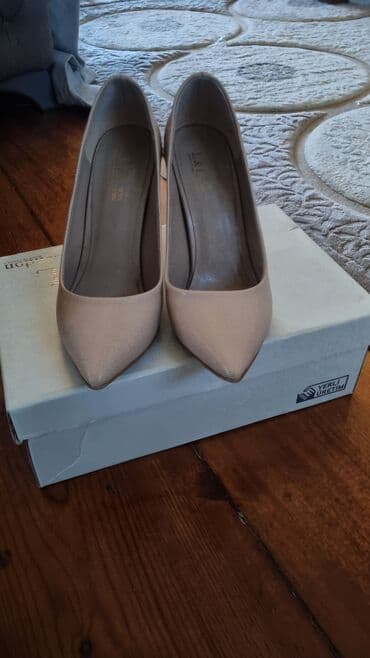 Tuflilər, Ölçü: 38, rəng - Bej, İşlənmiş