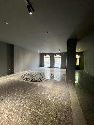 Otaqlar: 3 otaqlı, Yeni tikili, 108 kv. m — 2