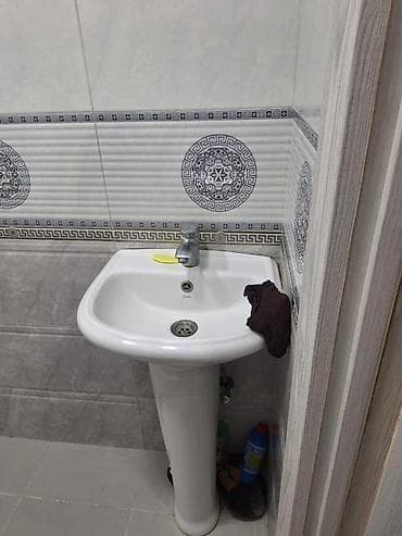 yeni il agaci satilir: Unvan Xirdalan Riyad
Alan özu sokub aparacaq.
Vesile🌹 — 3