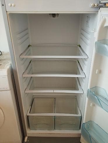 indezit soyuducu: İki kameralı məişət soyuducusu - Rəng: gümüşü (üst qapıda dekorativ — 3