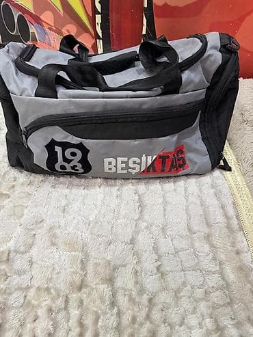 canta satışı: Türkiyeden alinib 100 azn e Beşiktaşin resmi mağazasindan alinib ucuz — 3