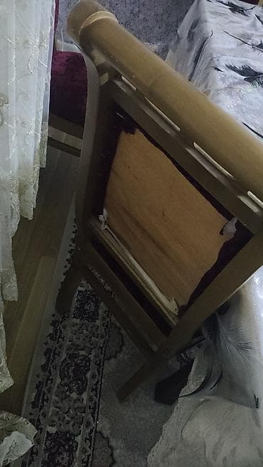 divan ve kreslolar: Qonaq otağı üçün, Açılan, Dördbucaq masa, 6 stul — 4