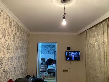 Divar kağızı və tavan bəzək işləmələri - Naxışlı divar kağızı