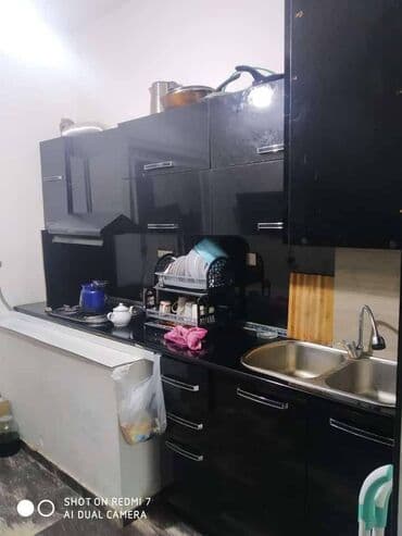 obyekt gence: Səbail rayonu, Malakan bağının yanında, 2 mərtəbəli binanın 1-ci — 8