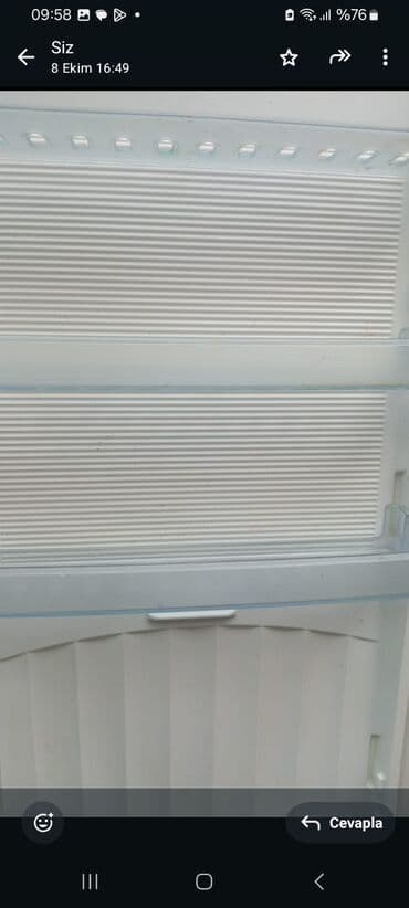 ev soyudan: Məhsul: Məişət soyuducusu Təsvir: - Aşağıda dondurucu bölmə, yuxarıda — 2